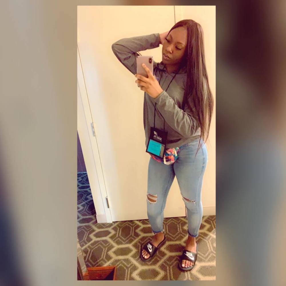 Meet your Posher, Shay